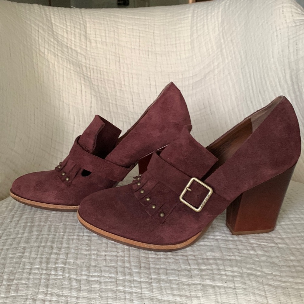 New - Kork Ease Prim Suede Pump Burgundy
Studded Fringe Detailing Block Heel
